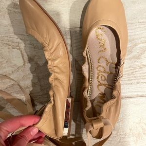 Sam Edelman NEW nude leather lace up flats